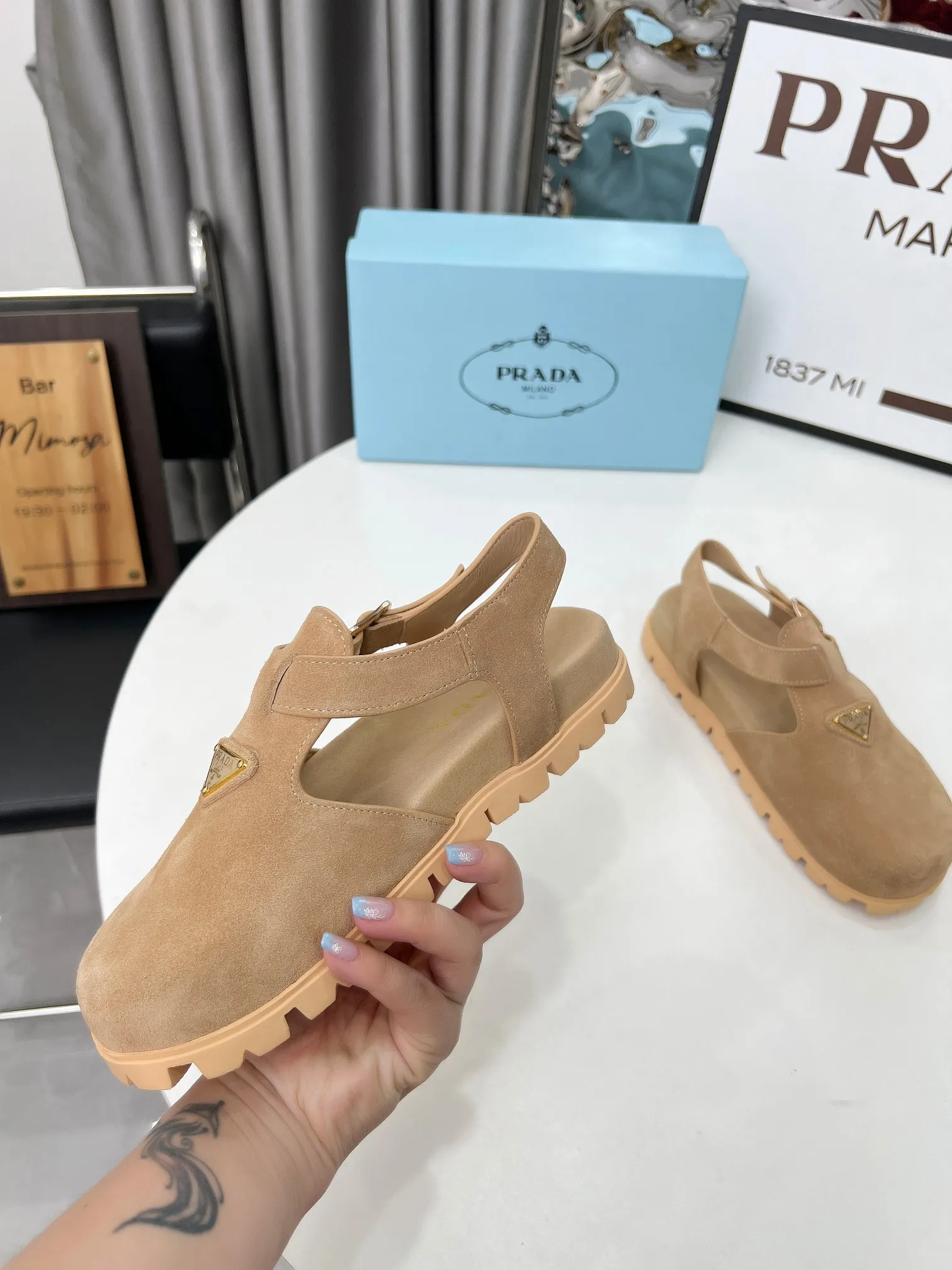 👟👟Ex-factory price 440👟👟 PRADA/25ss Prada classic triangle logo loafer series, simple and ultimate size: 35-42